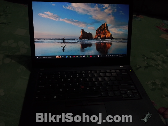 Lenovo Intel Core i5-7300U | 8GB RAM 256GB SSD